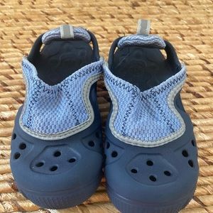 Crocs Toddler Boy Shoe EUC